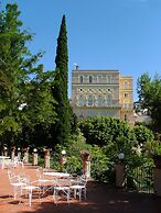 Excelsior Palace Hotel