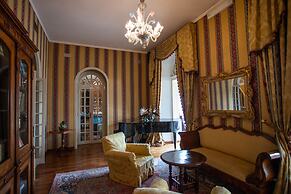 Excelsior Palace Hotel