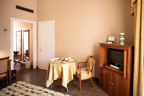 Excelsior Palace Hotel