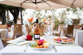 Excelsior Palace Hotel