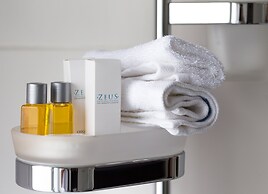 Hotel Opera by ZEUS International