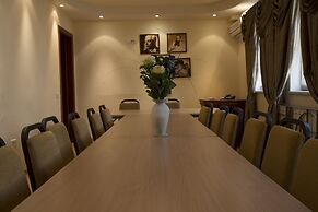 Hotel Opera by ZEUS International