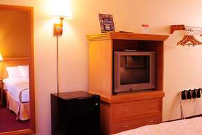 Whispering Hills Inn
