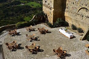 Pousada Castelo de Palmela - Historic Hotel