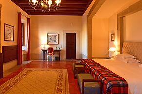 Pousada Castelo de Palmela - Historic Hotel