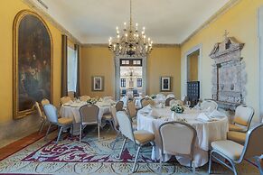 Pousada Castelo de Palmela - Historic Hotel