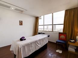 Royal Orchid Central Bangalore, MG Road