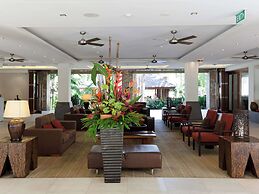 Pullman Palm Cove Sea Temple Resort and Spa