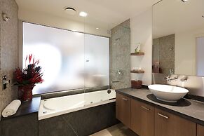 Pullman Palm Cove Sea Temple Resort and Spa