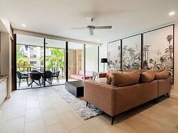 Pullman Palm Cove Sea Temple Resort and Spa