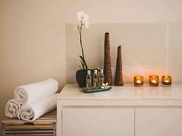 Pullman Palm Cove Sea Temple Resort and Spa