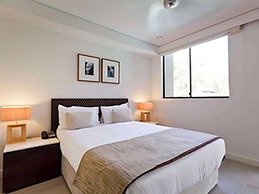 Pullman Palm Cove Sea Temple Resort and Spa