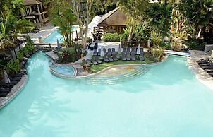 Pullman Palm Cove Sea Temple Resort and Spa