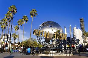Hollywood City Inn