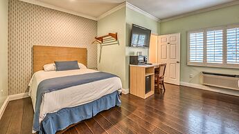 Hollywood City Inn