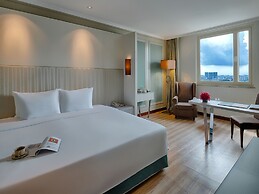 Windsor Plaza Hotel