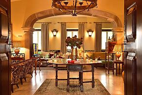 Pousada Convento de Evora - Historic Hotel