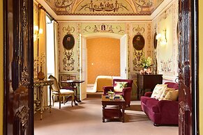 Pousada Convento de Evora - Historic Hotel