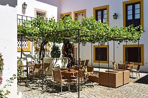 Pousada Convento de Evora - Historic Hotel