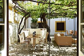 Pousada Convento de Evora - Historic Hotel