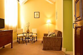 Pousada Convento de Evora - Historic Hotel