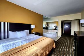 Days Inn & Suites by Wyndham Sam Houston Tollway