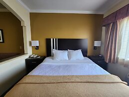 Days Inn & Suites by Wyndham Sam Houston Tollway