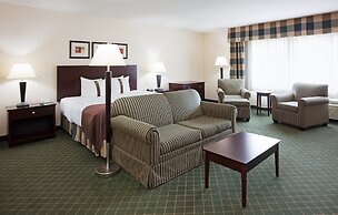 Holiday Inn & Conference Center Marshfield, an IHG Hotel