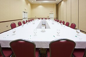 Holiday Inn & Conference Center Marshfield by IHG
