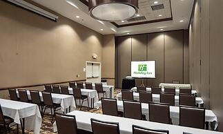 Holiday Inn & Conference Center Marshfield by IHG