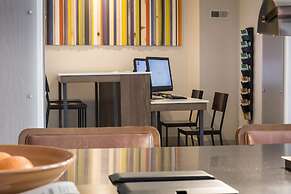 Holiday Inn Express Hotel & Suites White River Junction by IHG