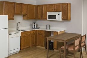 Holiday Inn Express Hotel & Suites White River Junction by IHG
