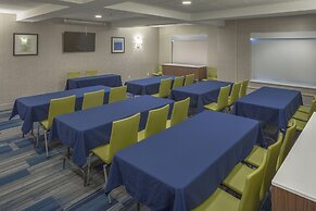 Holiday Inn Express Hotel & Suites White River Junction by IHG