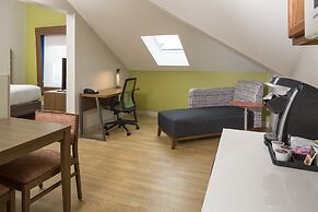 Holiday Inn Express Hotel & Suites White River Junction by IHG