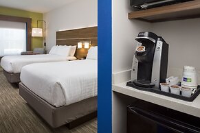 Holiday Inn Express Hotel & Suites White River Junction by IHG