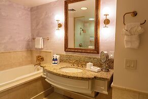 Carlton Hotel