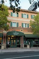Carlton Hotel