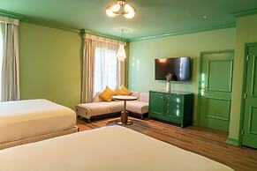 Carlton Hotel