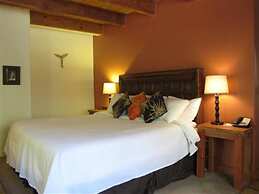 The Abiquiu Inn
