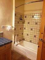 The Abiquiu Inn