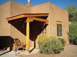 The Abiquiu Inn