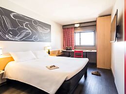 ibis Valencia Bonaire Aeropuerto