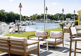 Yachtsman Hotel & Marina Club