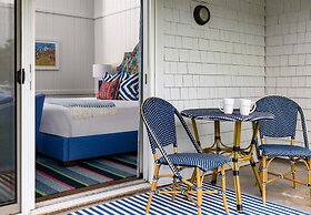 Yachtsman Hotel & Marina Club