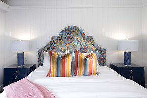 Yachtsman Hotel & Marina Club