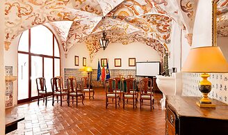 Pousada Convento de Vila Viçosa - Historic Hotel