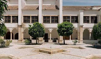 Pousada Convento de Vila Viçosa - Historic Hotel