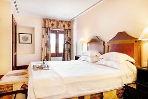 Pousada Convento de Vila Viçosa - Historic Hotel