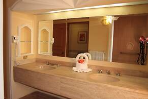 Torres Mazatlan Condominiums