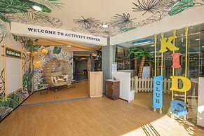 The Royal Sands Resort & Spa All Inclusive